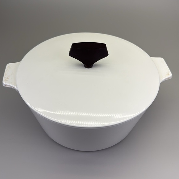 Vintage Corning Ware Centura 1 3/4 Quart Buffet Server with Lid - Picture 5 of 16